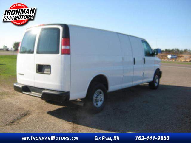 Title #www.dealerpacim.net/vehicle_images/mnironman/0019493/00040_2016-chevrolet-express-2500-extended-19493.jpg