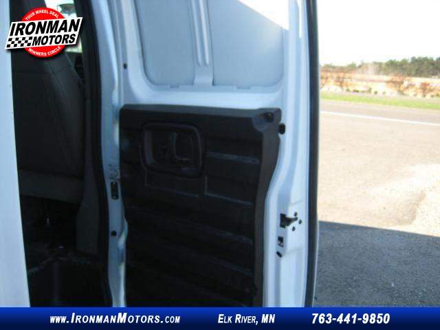 Title #www.dealerpacim.net/vehicle_images/mnironman/0019493/00180_2016-chevrolet-express-2500-extended-19493.jpg
